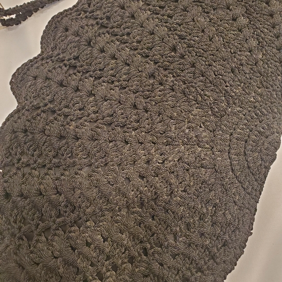 Vtg Black Goth Gothic Fan Shaped Crocheted Handbag w/Lucite Embellishment - Picture 6 of 6